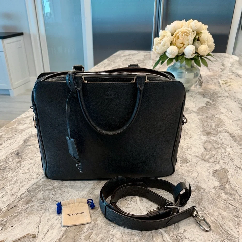 Louis Vuitton Elegant Black Briefcase